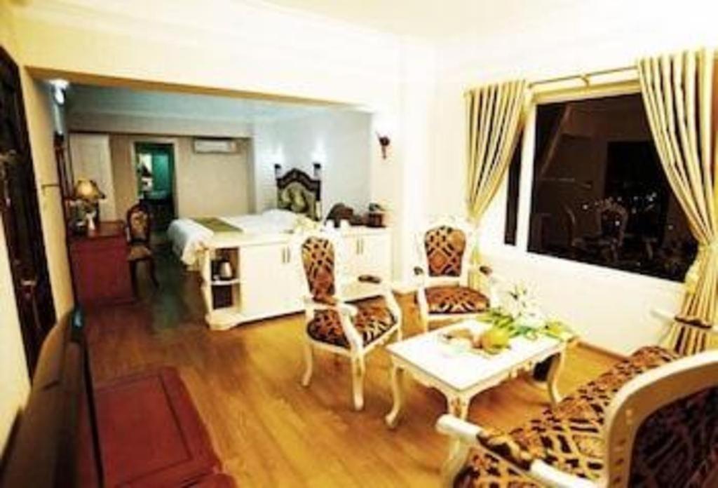 Classic Hoang Long Hotel Hai Phong Bagian luar foto
